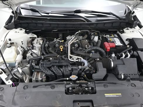 Used 2022 Nissan Altima 2.5 SR w/ Midnight Edition Package AWD/4WD image 14