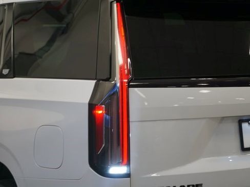 Certified 2024 Cadillac Escalade Sport w/ LPO, ONYX Package image 4