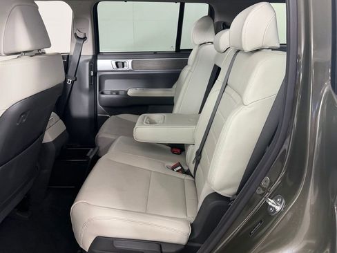 Used 2025 Hyundai Santa Fe Limited FWD image 27