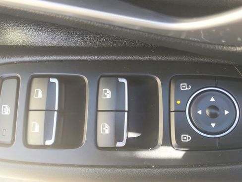 Used 2025 Hyundai Sonata SEL FWD image 16