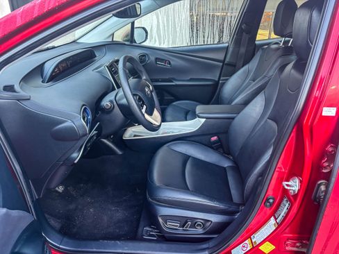 Used 2016 Toyota Prius Four Touring image 20