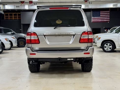 Used 2006 Toyota Land Cruiser image 9