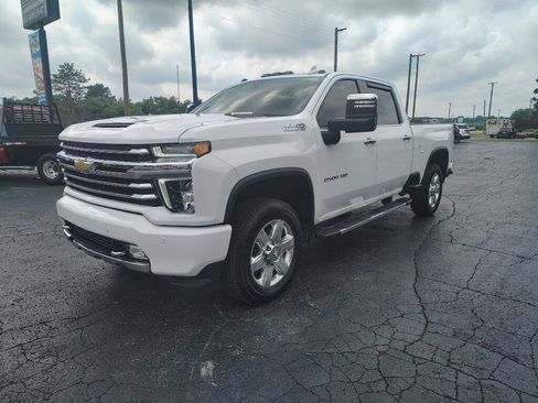 Used 2022 Chevrolet Silverado 2500 High Country w/ Z71 Off-Road Package AWD/4WD image 5