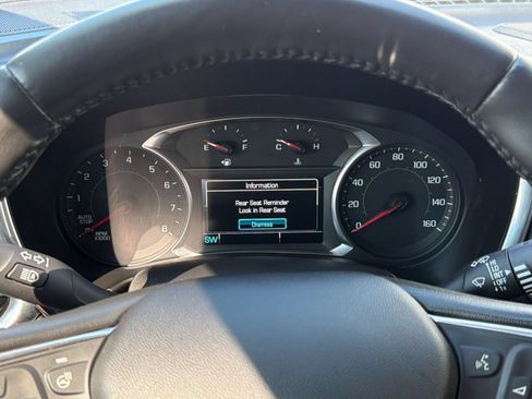 Used 2018 Chevrolet Equinox Premier FWD image 22