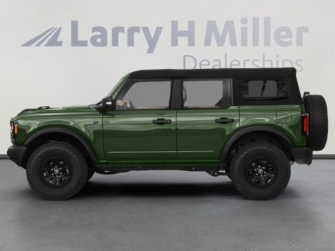 Used 2023 Ford Bronco Wildtrak AWD/4WD image 3