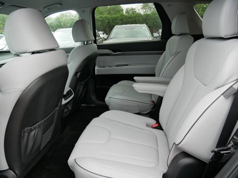 New 2025 Hyundai Palisade SEL image 8