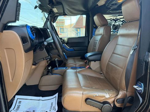 Used 2012 Jeep Wrangler Sahara w/ Mopar Chrome Edition Group image 9