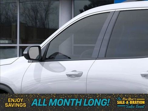 New 2026 Chevrolet Traverse LT w/ Sun and Wheel Package image 12