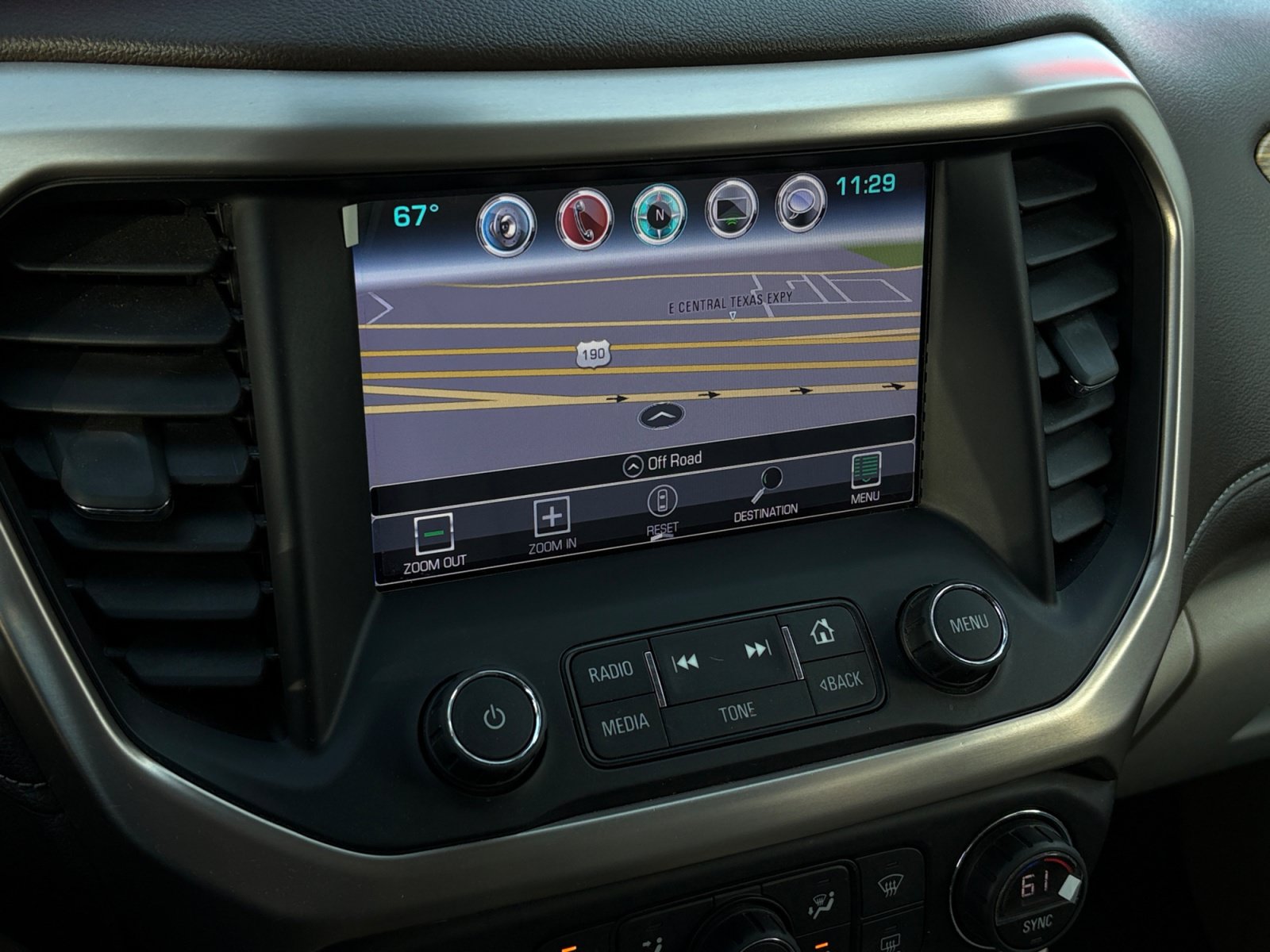 Used 2017 GMC Acadia Denali w/ Technology Package FWD image 13