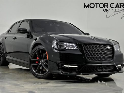 Used 2023 Chrysler 300 C RWD image 1