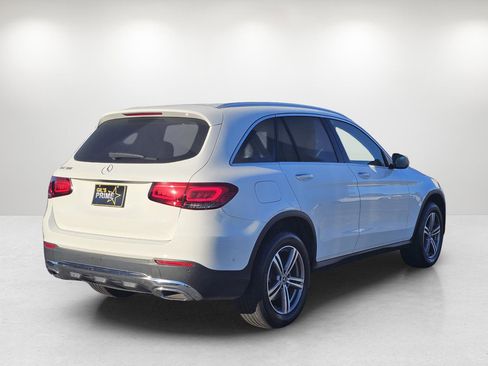 Used 2021 Mercedes-Benz GLC 300 w/ Premium Package image 5