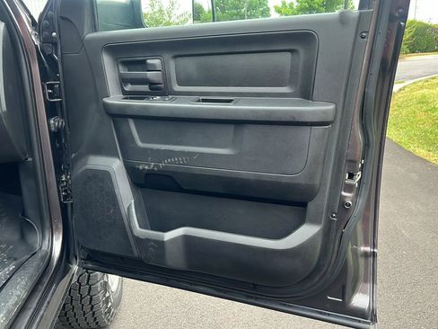 Used 2017 RAM 2500 Tradesman w/ Chrome Appearance Group AWD/4WD image 15