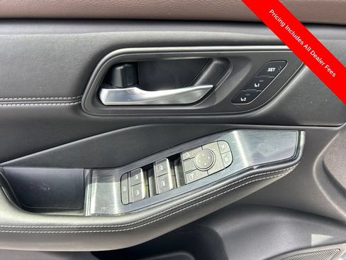 Used 2022 Nissan Rogue SL AWD/4WD image 4