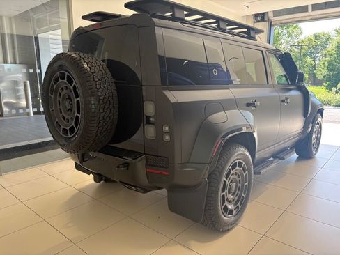 New 2026 Land Rover Defender 110 AWD/4WD image 6