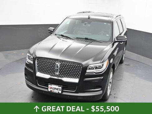 Used 2024 Lincoln Navigator Premiere image 37