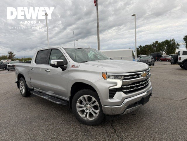 Used 2022 Chevrolet Silverado 1500 LTZ AWD/4WD image 1