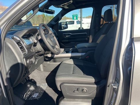 New 2026 RAM 1500 4x4 Crew Cab image 20