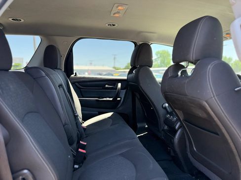 Used 2016 GMC Acadia SLE FWD image 31