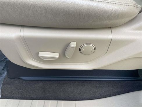 Certified 2019 Ford F150 Lariat w/ Equipment Group 502A Luxury image 11