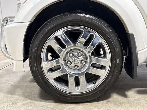 Used 2007 Dodge Nitro R/T image 25