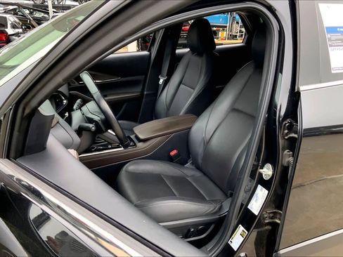 Used 2022 MAZDA CX-30 2.5 Turbo w/ Premium Plus Pkg image 7