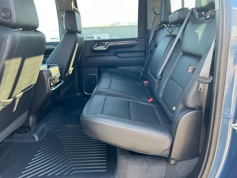 Used 2024 Chevrolet Silverado 2500 LTZ w/ LTZ Premium Package image 25