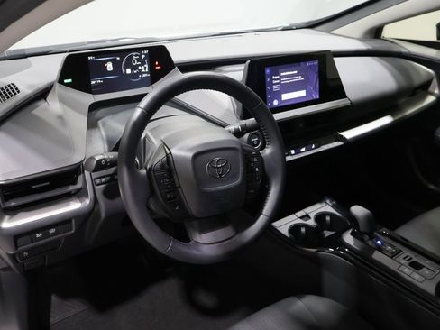 Used 2023 Toyota Prius LE image 13