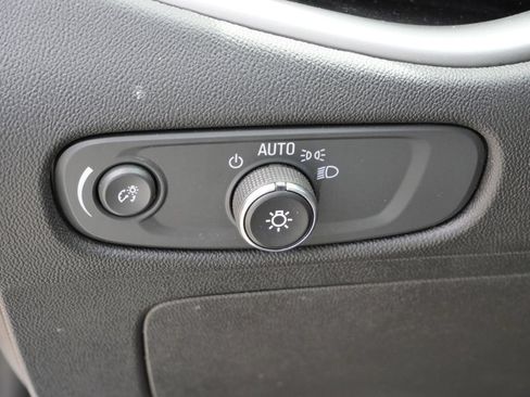 Used 2024 Chevrolet Malibu LT FWD image 35