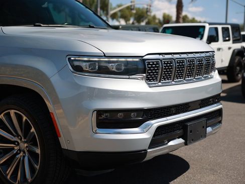 Used 2022 Jeep Grand Wagoneer Series II w/ Convenience Group III AWD/4WD image 7