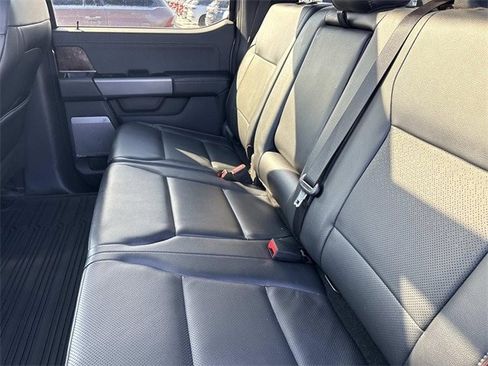 Certified 2024 Ford F250 Lariat w/ Lariat Ultimate Package image 18
