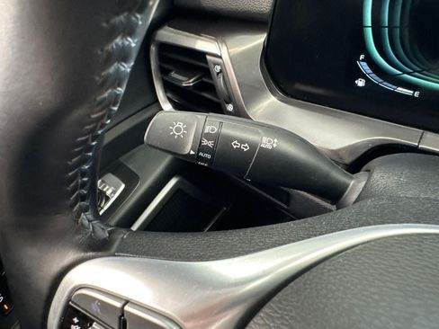 Used 2024 Kia Telluride S FWD image 21