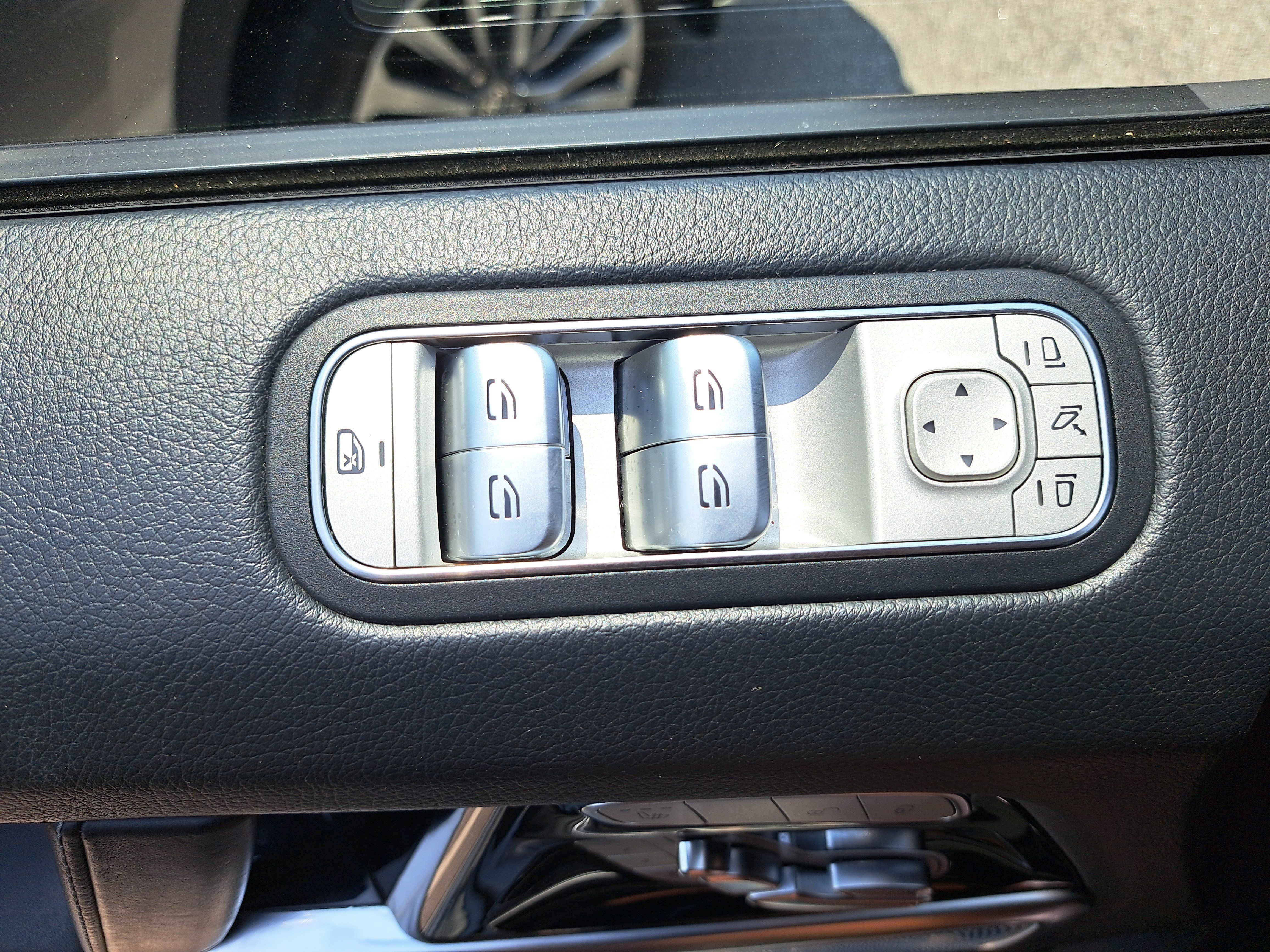 Certified 2022 Mercedes-Benz G 63 AMG 4MATIC image 29