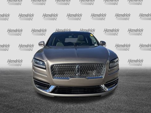Used 2020 Lincoln Nautilus Reserve image 3