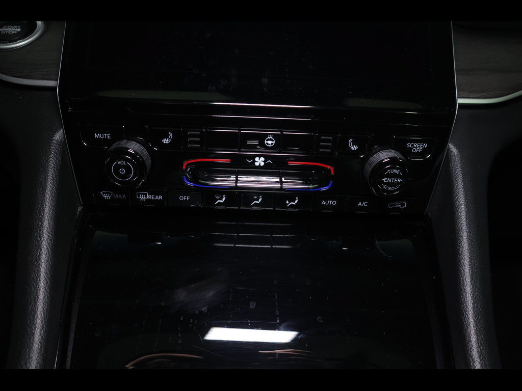 Used 2022 Jeep Grand Cherokee L Limited AWD/4WD image 15