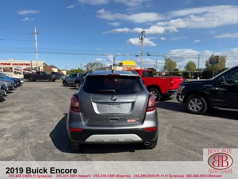 Used 2019 Buick Encore Preferred AWD/4WD image 11