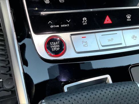 New 2026 Audi SQ7 Prestige image 29