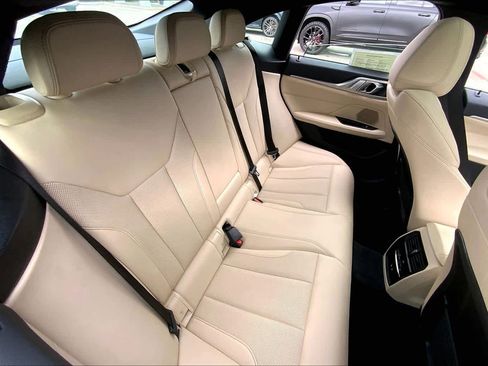 Used 2023 BMW i4 eDrive35 w/ Premium Package image 19