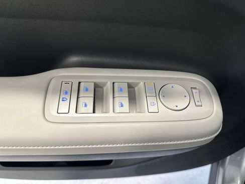 Used 2025 Hyundai Santa Fe SEL image 29