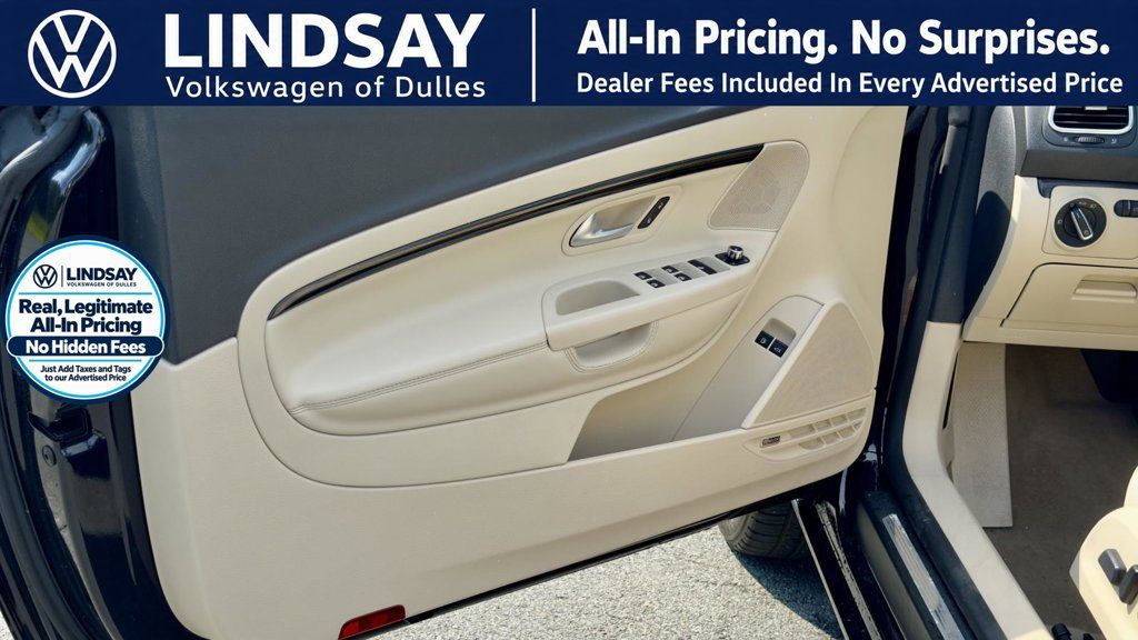 Used 2014 Volkswagen Eos Executive FWD image 10