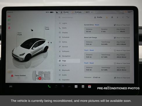 Used 2022 Tesla Model Y Long Range image 21