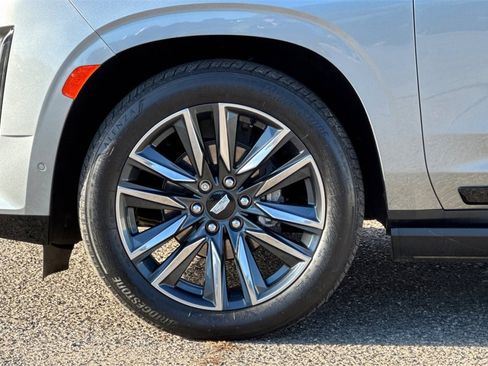 Used 2023 Cadillac Escalade ESV Sport Platinum image 35