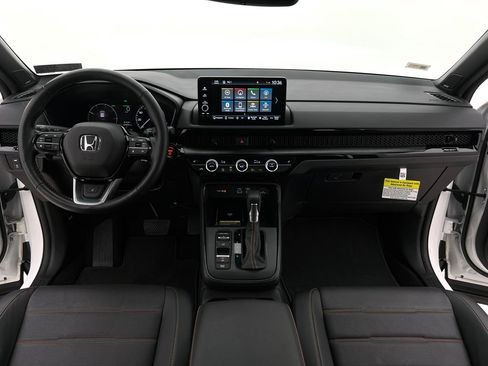 Used 2025 Honda CR-V Sport Touring image 2