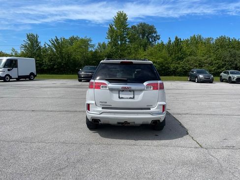 Used 2017 GMC Terrain Denali AWD/4WD image 4