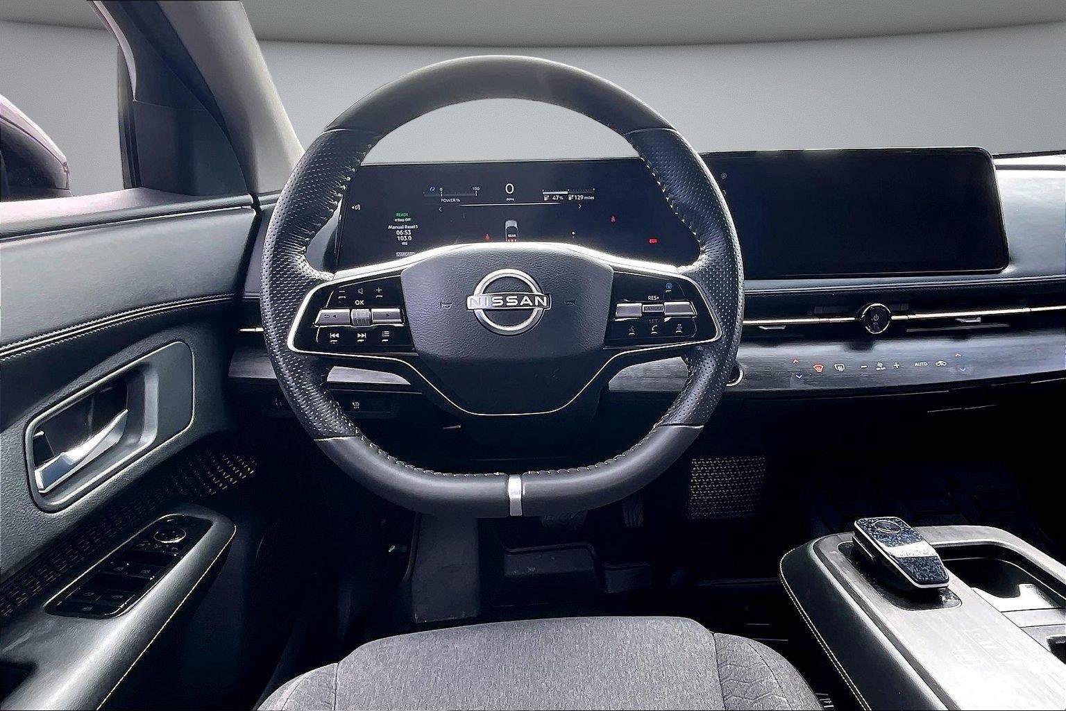 Used 2023 Nissan Ariya FWD image 9