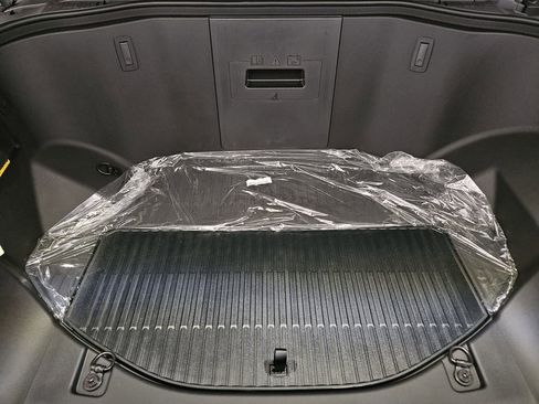 New 2025 Ford F150 Lightning Flash AWD/4WD image 38