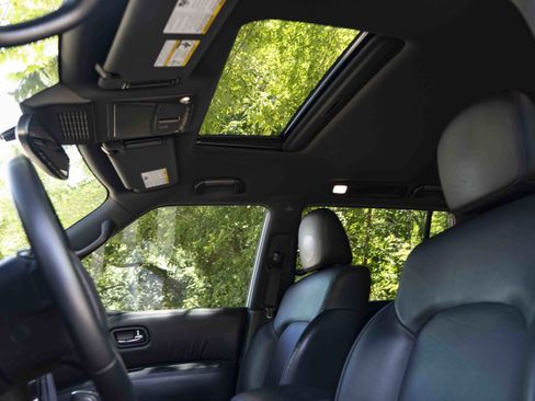 Used 2023 Nissan Armada SL w/ Midnight Edition Package RWD image 36