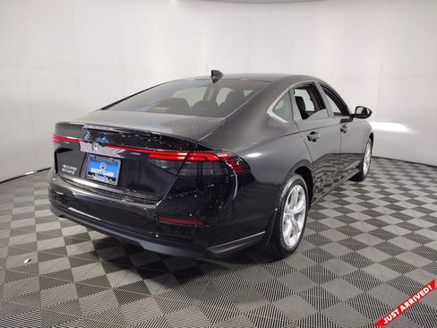 New 2025 Honda Accord LX image 7