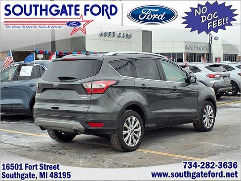 Used 2018 Ford Escape Titanium w/ Ford Safe & Smart Package image 2
