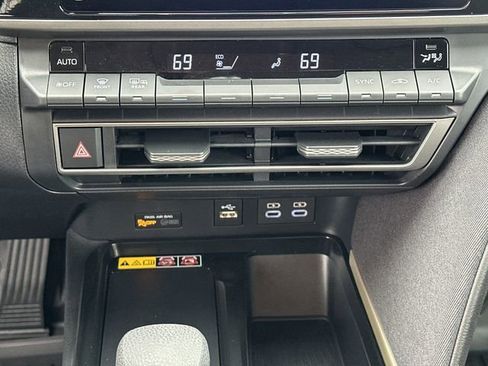 Certified 2025 Toyota Camry LE image 17