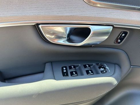New 2026 Volvo XC90 B6 Plus w/ Protection Package AWD/4WD image 12